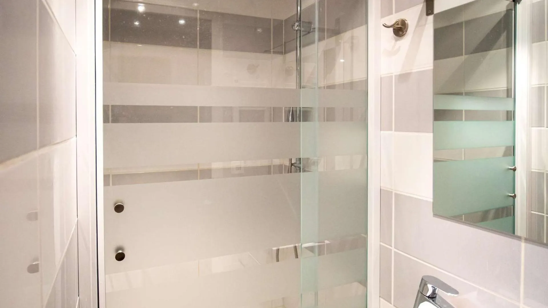 Val Thorens - Appt 6 Pers Renove, 2 Chambres, Wifi, Loc. A Skis, Proche Pistes - Fr-1-637-28